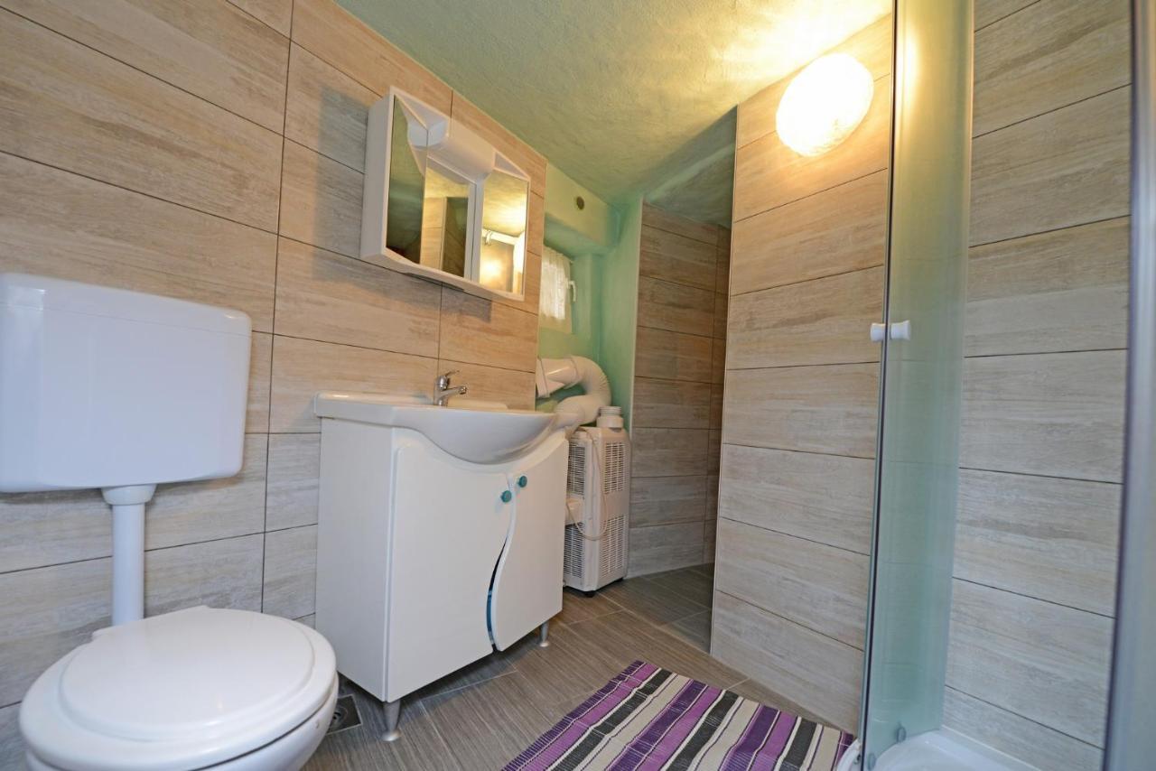 Maja Apartment Višnjan Eksteriør billede