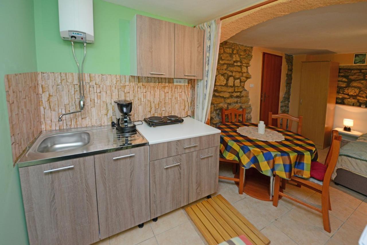 Maja Apartment Višnjan Eksteriør billede