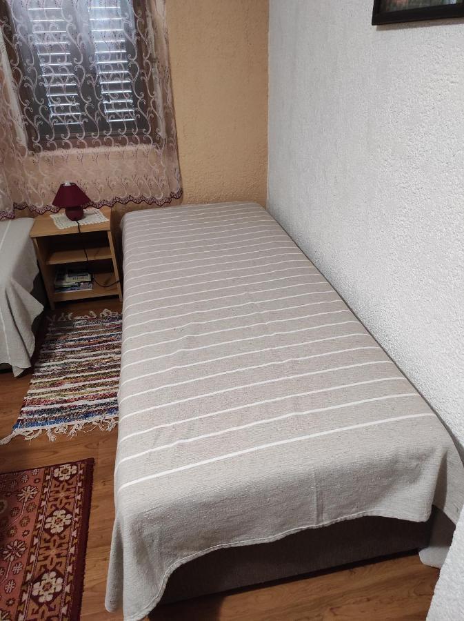 Maja Apartment Višnjan Eksteriør billede