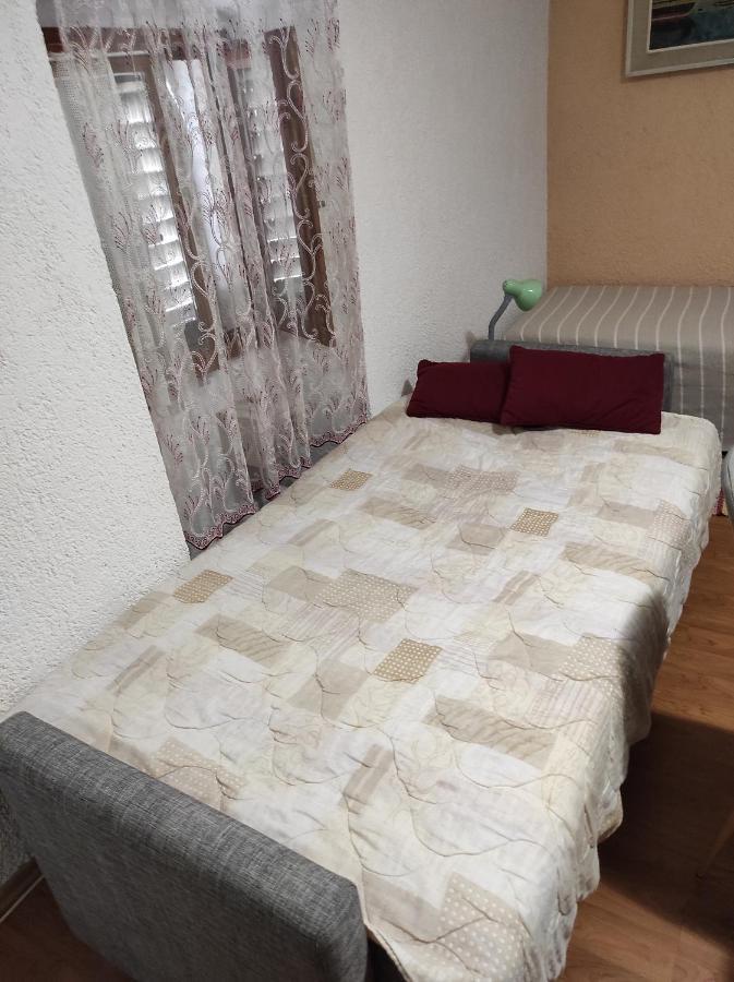 Maja Apartment Višnjan Eksteriør billede